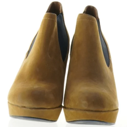 Damestøvler med høj hæl fra Graceland (str. 40)