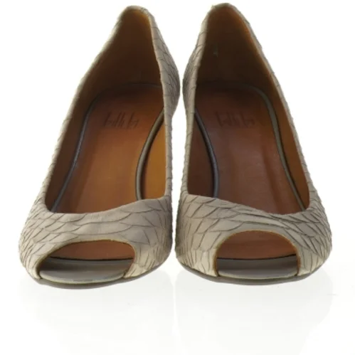 Grå stilethæle (str. 38)