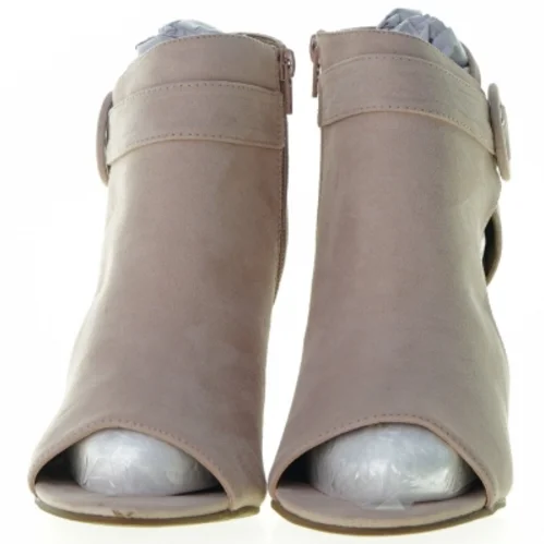 Stiletter fra Justfab (str. 8 komma 5)