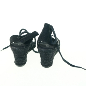 Sko fra Units (str. 39)