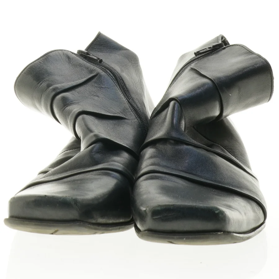 Sorte ankelstøvler i læder (str. 9)