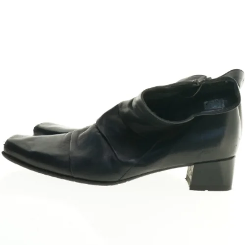 Sorte ankelstøvler i læder (str. 9)