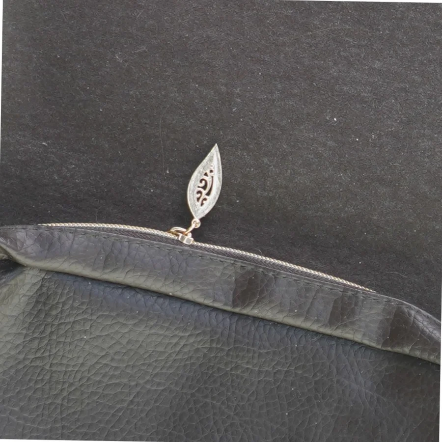 Skuldertaske fra Lbvyr (str. 29 x 25)