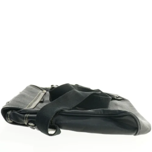 Sort skuldertaske (str. 40 x 34 cm)