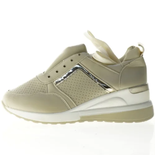 Beige sneakers med sølv detaljer (str. 39)