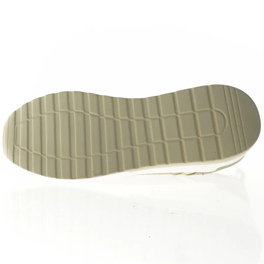 Beige sneakers med sølv detaljer (str. 39)