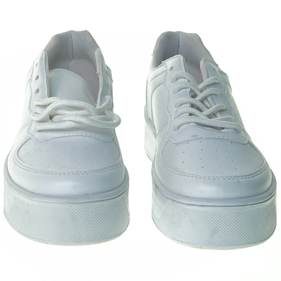 Sko fra Shows (str. 41)