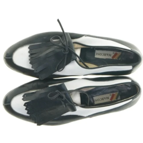 Sort-hvide snøresko fra Marconi (str. 38,5)