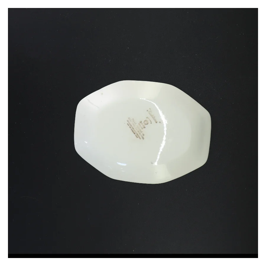 Porcelænsfad fra Adams (str. 20 x 15 cm)