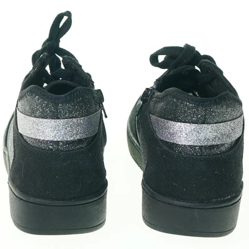 Sko fra Miamaja (str. 38)