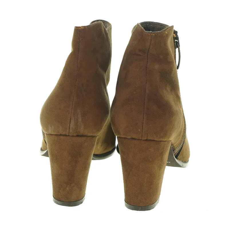 Støvler i Ruskind fra DMG (Str . 38)