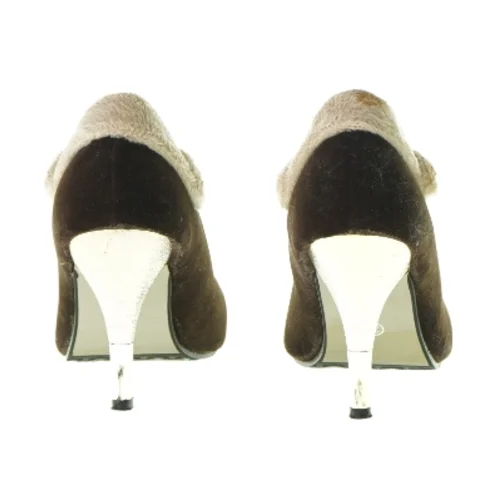 Stillet med velour fra Rongfeng (Str. 36)