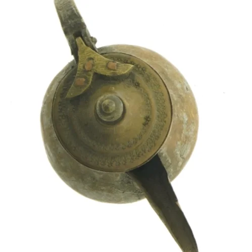 Antik kobberkande med låg (str. 16 x 10 x 17 cm)