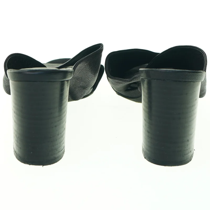 Sko fra Sofie Schnor (str. 38)