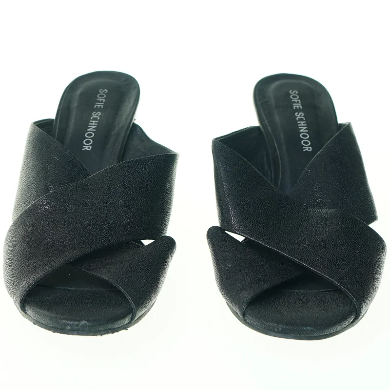 Sko fra Sofie Schnor (str. 38)