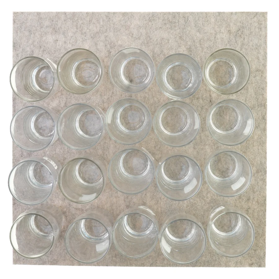 Glas (str. 14 x 6 cm)