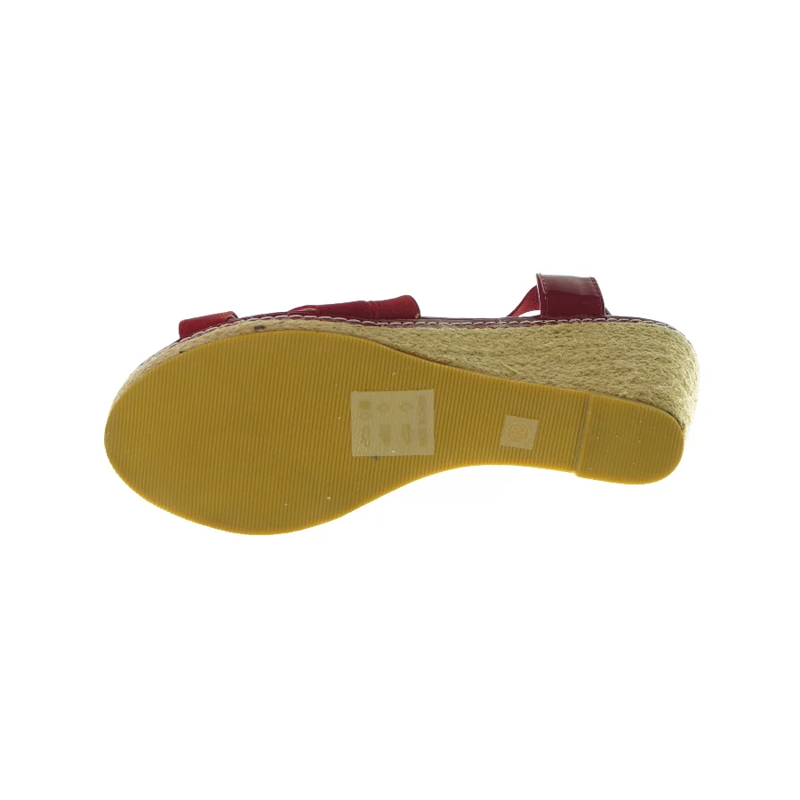 Sandal med kildahl fra B&CO (str. 38)