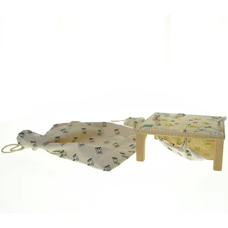 Musse hullet spil fra Janbibejan (str. 28 x 30 cm)