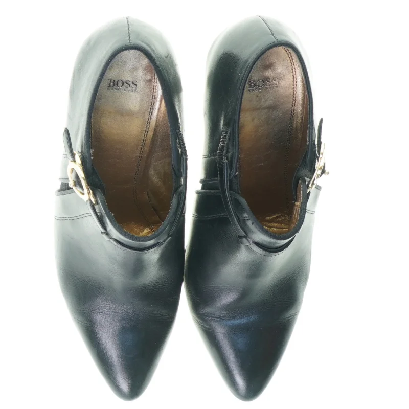 Damesko fra Hugo Boss (str. 39)