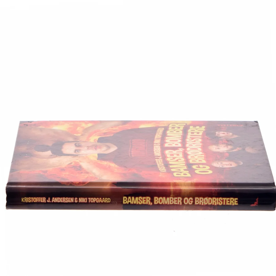 Bamser, bomber og brødristere af Kristoffer Jacob Andersen (Bog)