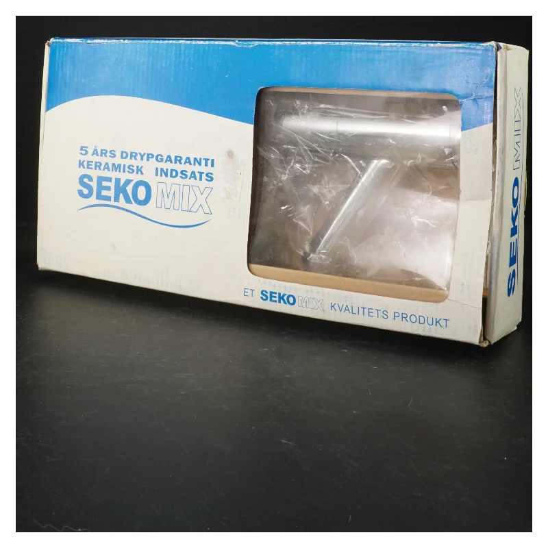 Vandhane i krom, fra Seko, i blank crom, flot design