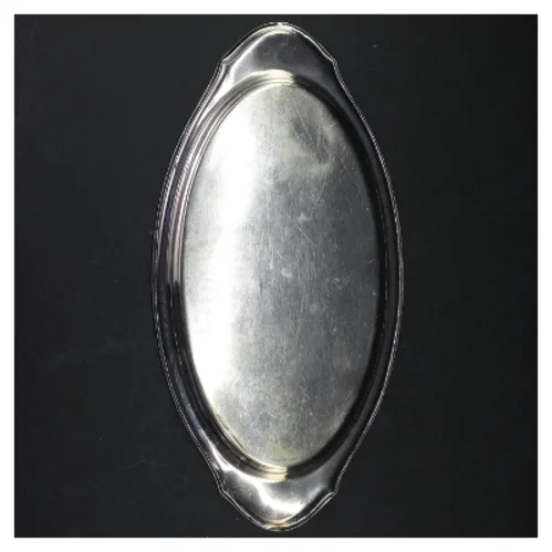 Sølvfarvet serveringsfad (str. 31 cm)