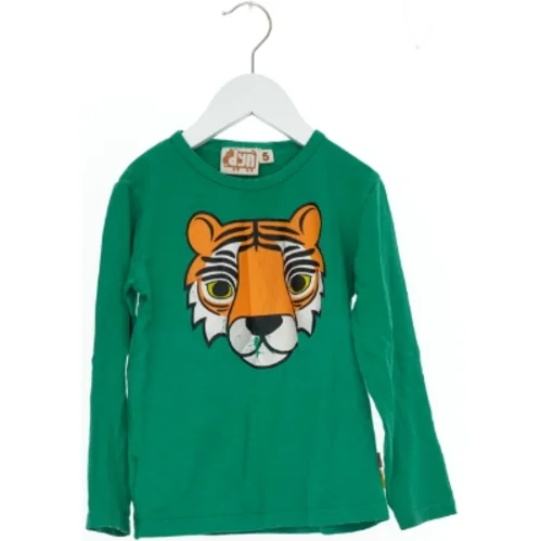 Langærmet bluse med tiger motiv fra Dyr Cph (str. 110)