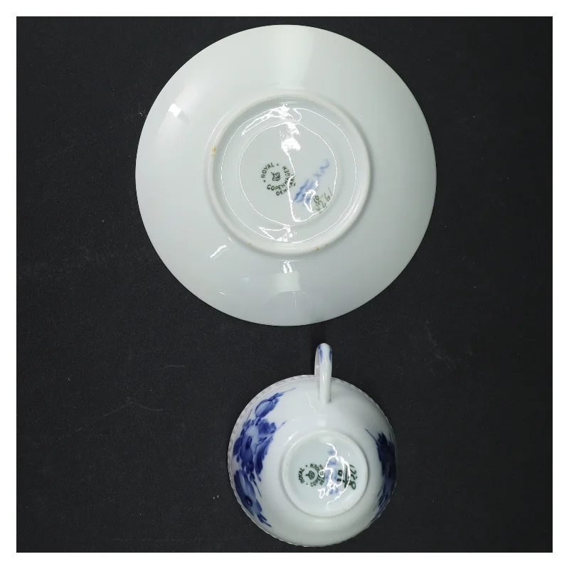 Royal Copenhagen kaffekopper og underkopper fra Royal Copenhagen (str. Ø 14 cm 7 cm)