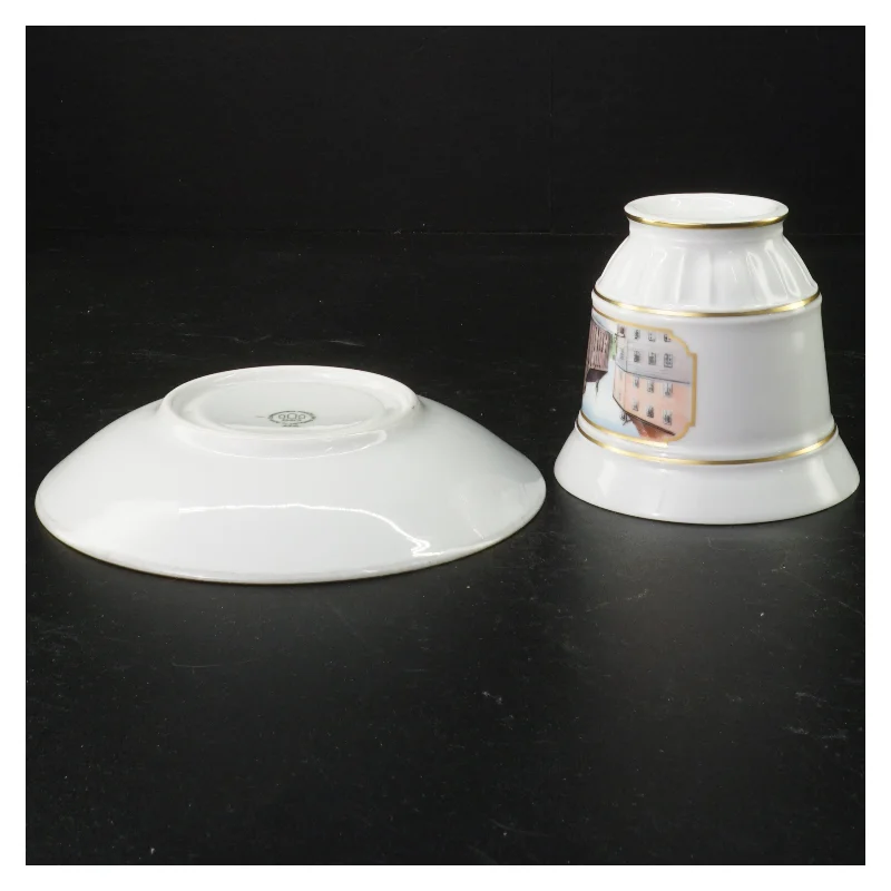 Porcelænskop med underkop fra B&G (str. Ø 16 cm 9 cm)