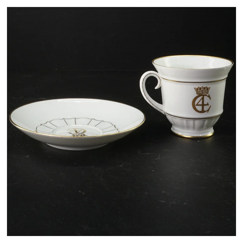 Porcelænskop med underkop fra B&G (str. Ø 16 cm 9 cm)