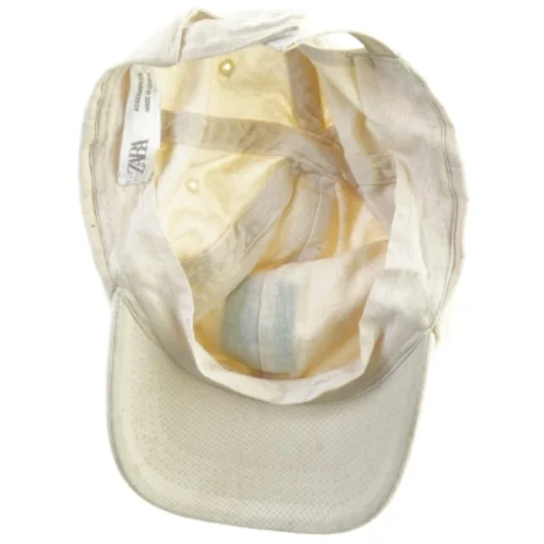 Kasket fra Zara (str. 17 x 27 cm)