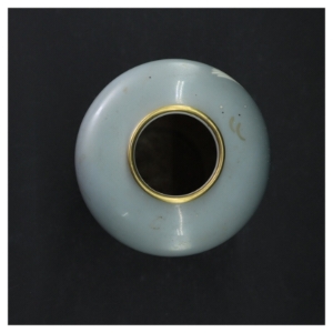 Blå vase med guldkant og svanemotiv fra Rosenthal (str. 21 cm. 10 cm i diameter)