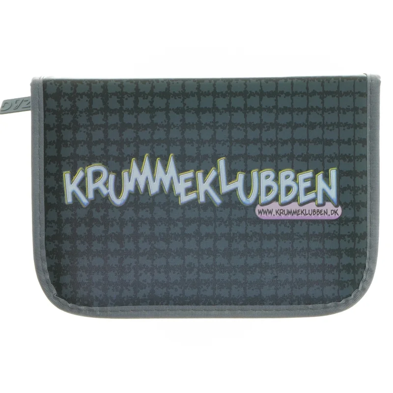 Penalhus med indhold fra Krummeklubben (str. 19x13 cm)