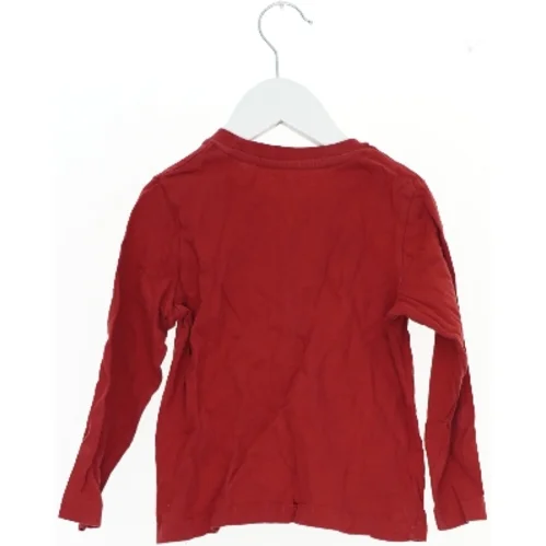 Langærmet t-shirt med bilmotiv fra Lupilu (str. 104)