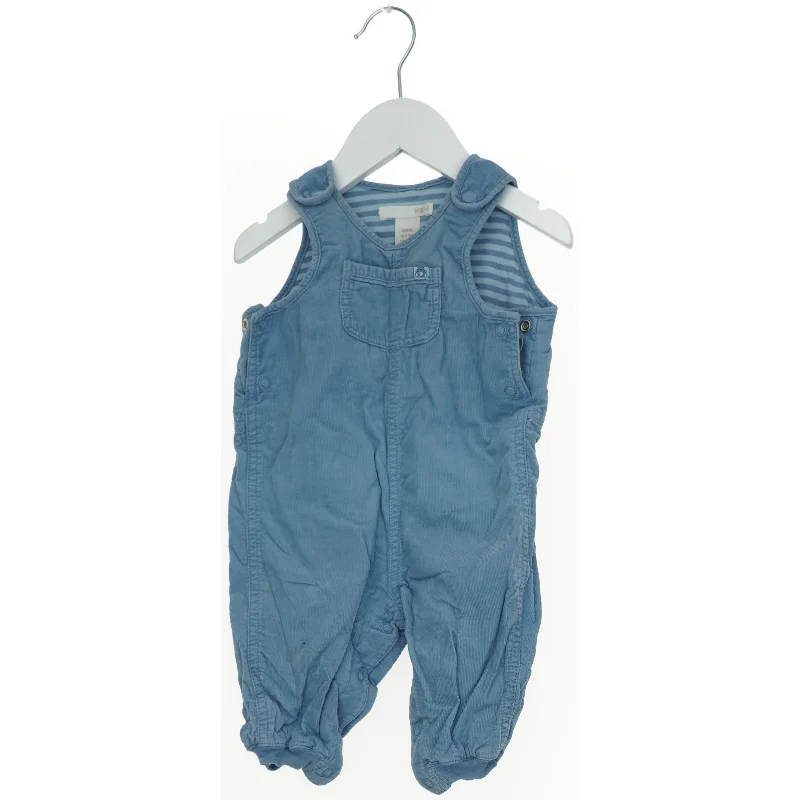 Babygylp Overall fra H&M (str. 62)