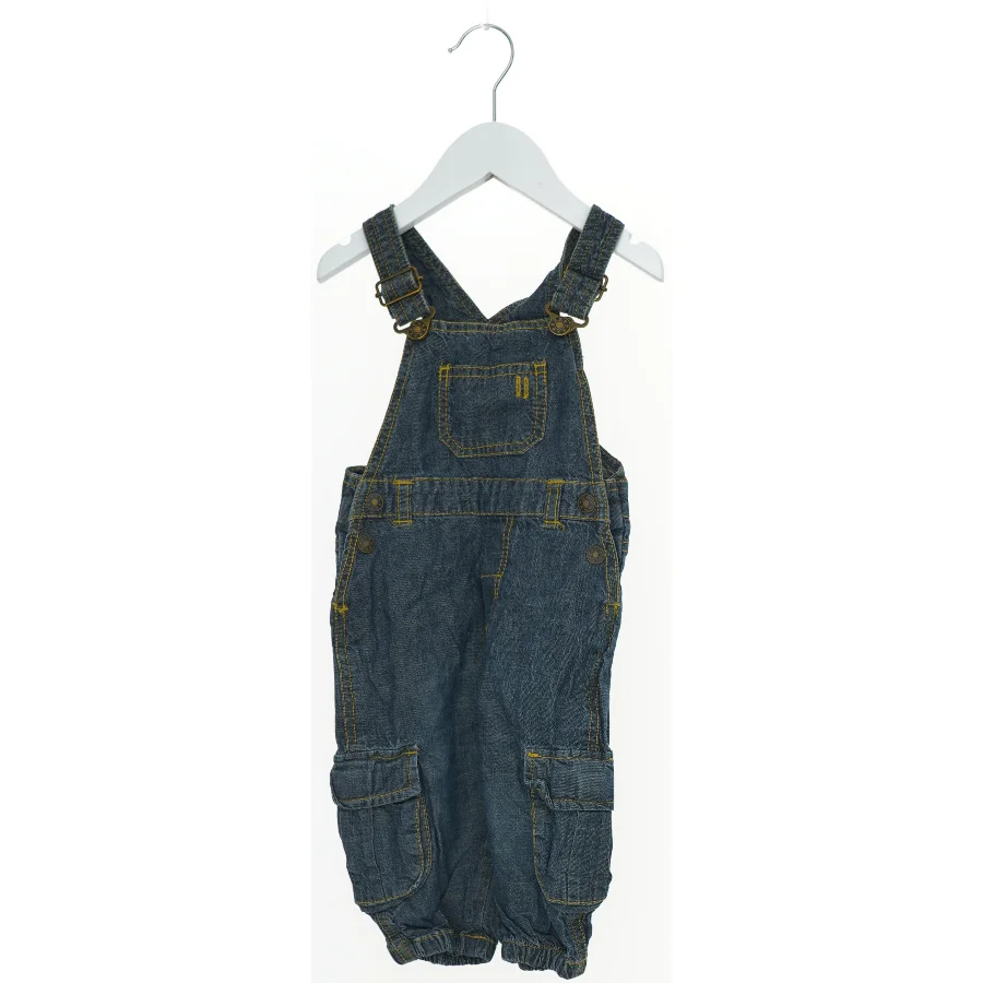 Denimbuksedragt til børn fra Mads & Mette (str. 74)