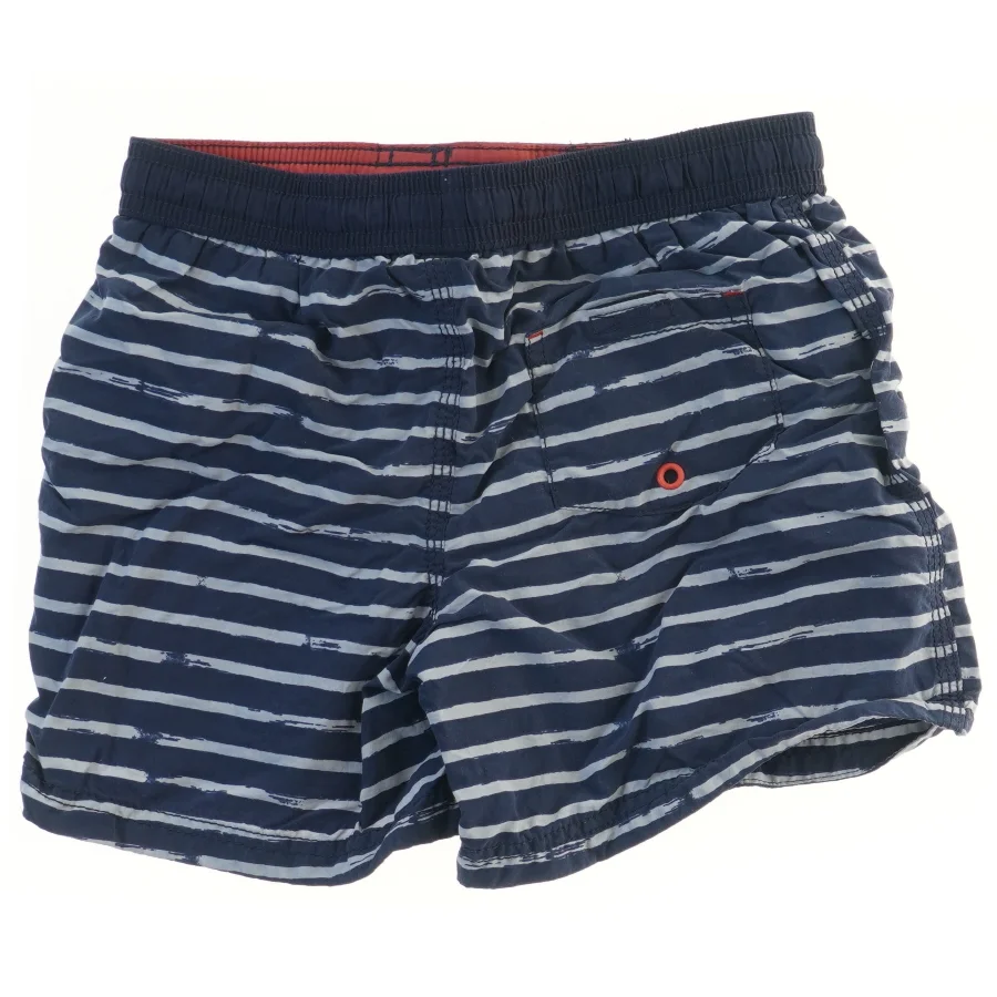 Strandshorts med striber fra H&M (str. 122)