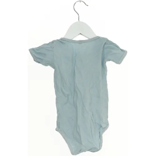 Baby bodystocking med bilmotiv (str. 86)