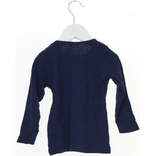 Langærmet bluse med knapper fra Name It (str. 86)