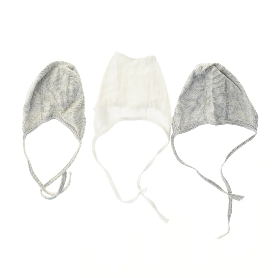 Babyhuer med snor (str. 80)