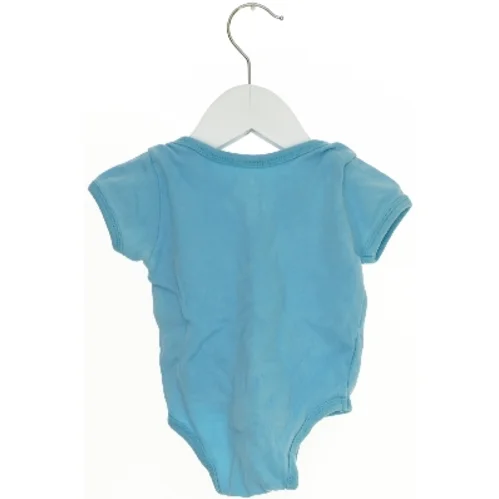 Baby bodystocking fra Mads & Mette (str. 62)