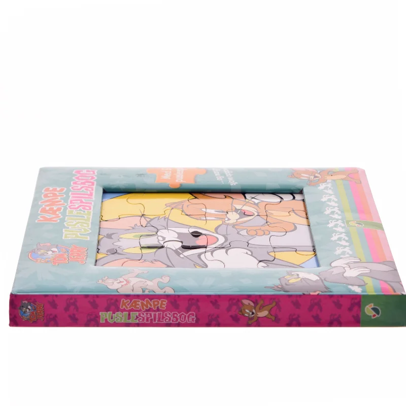 Tom & Jerry Kæmpe Puslespilsbog af Turner Entertainment Co. (Bog)