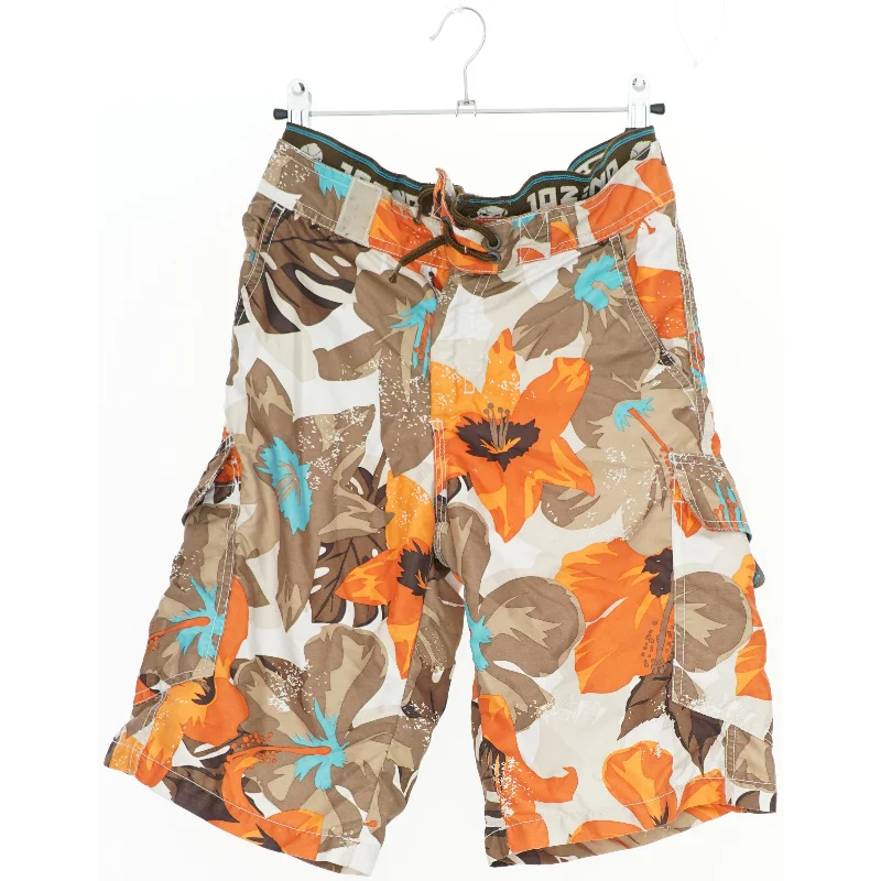 Blomstret shorts fra H&M (str. 140)