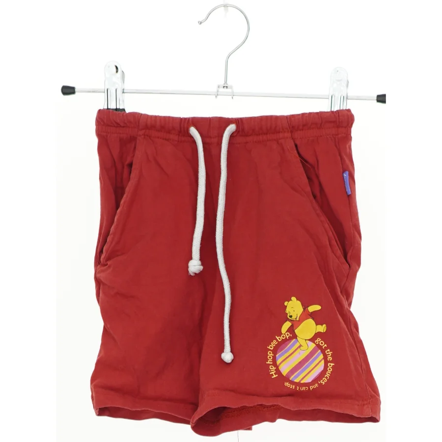 Røde børneshorts med snøre og motiv fra Disney (str. 104)