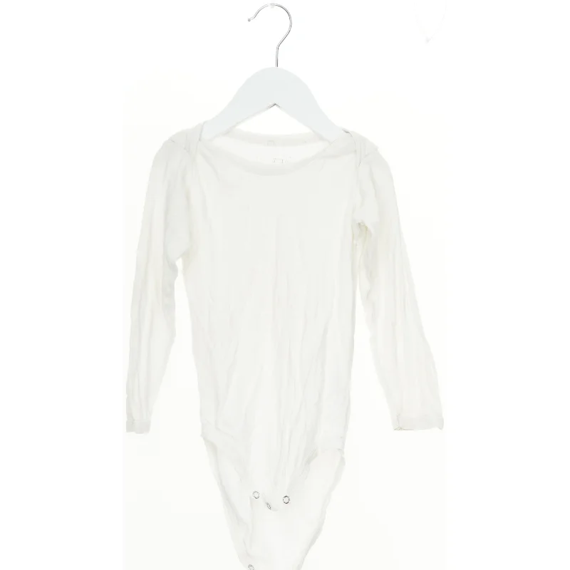 Hvid bodystocking med lange ærmer fra Name It (str. 92)