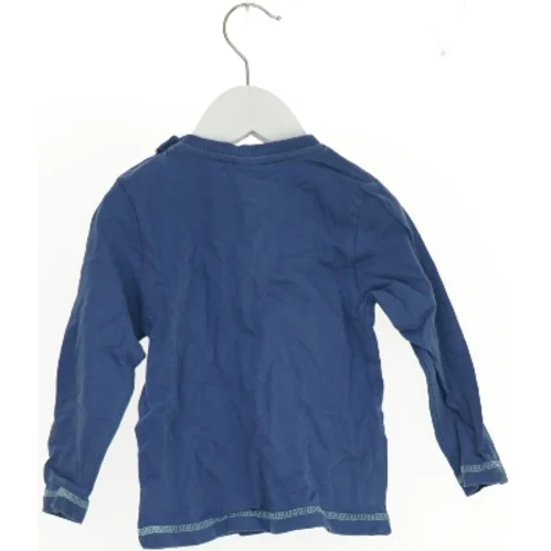 Langærmet T-shirt med knapper fra Friends (str. 86)