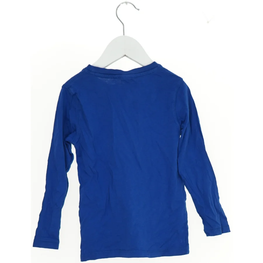 Langærmet bluse fra H&M (str. 104)