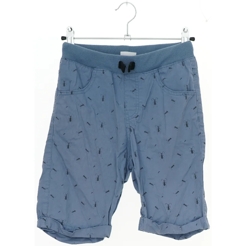 Blå shorts med insektmønster fra Friends (str. 134)