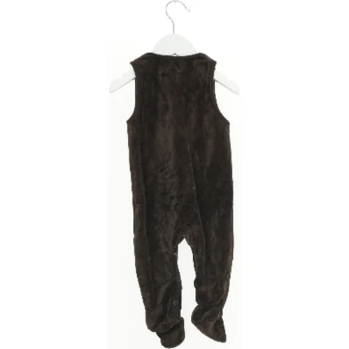 Sparkedragt med giraff motiv fra Name It (str. 68)