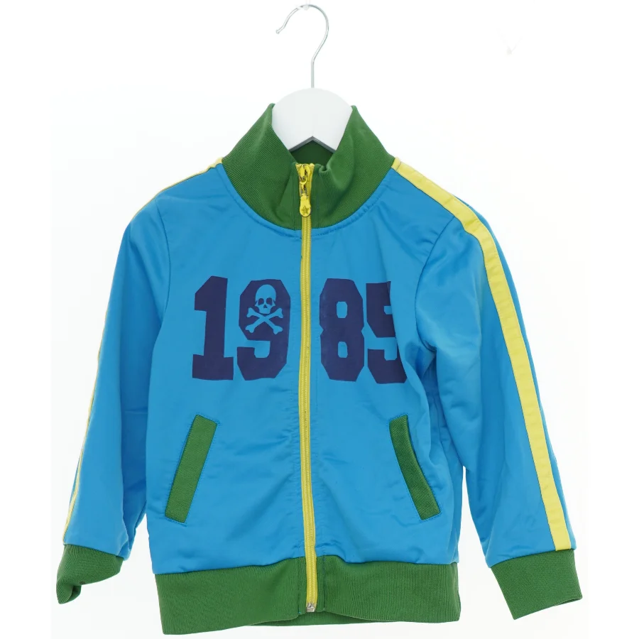 Børnejakke med tal og kranieprint fra H&M (str. 104)